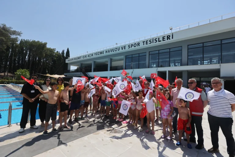 Muğla’da Yeşilden Maviye Projesi: 97 Çocuk Yüzme Öğreniyor