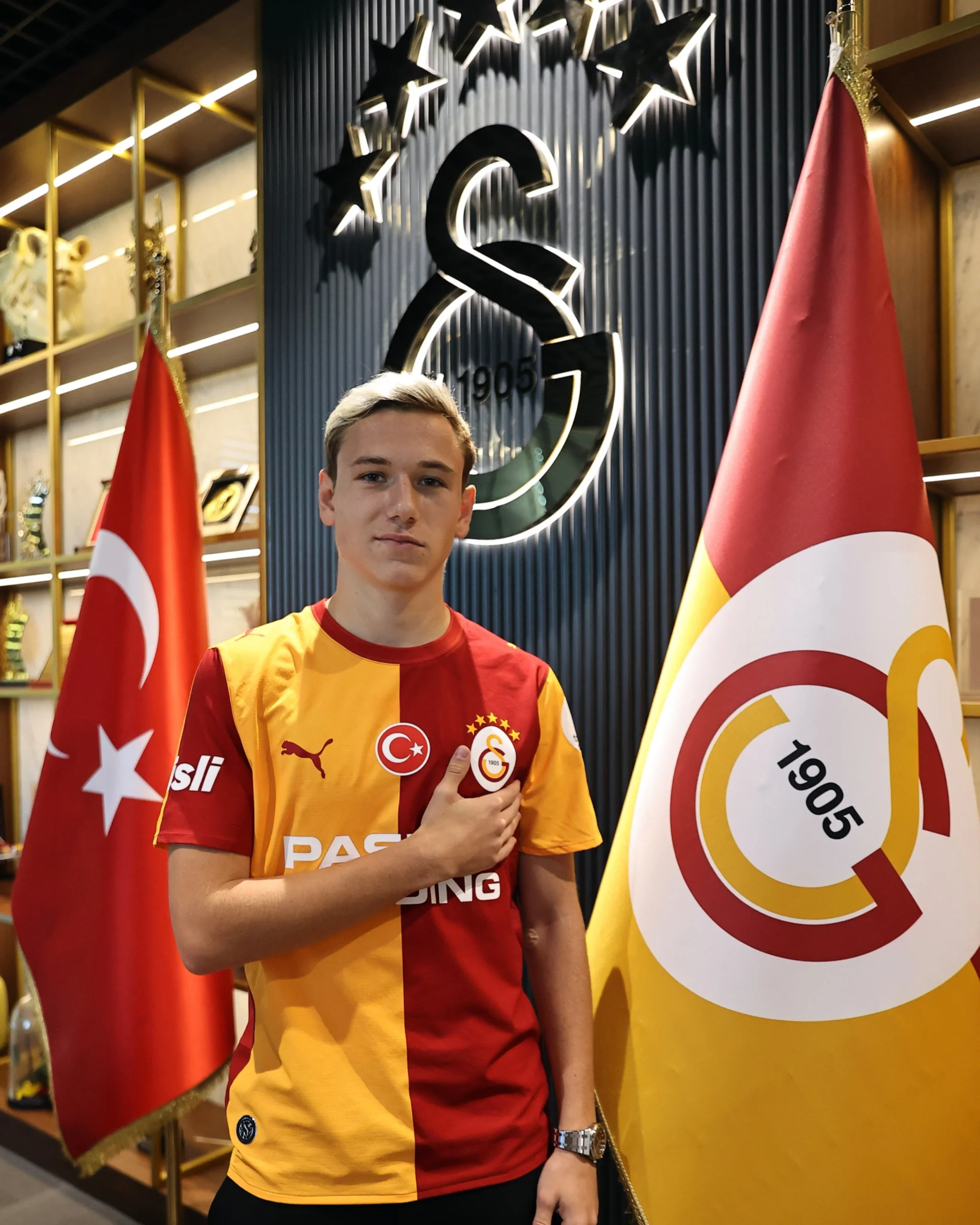 Galatasaray Aleksey Batrakov Transferini KAP’a Bildirdi!
