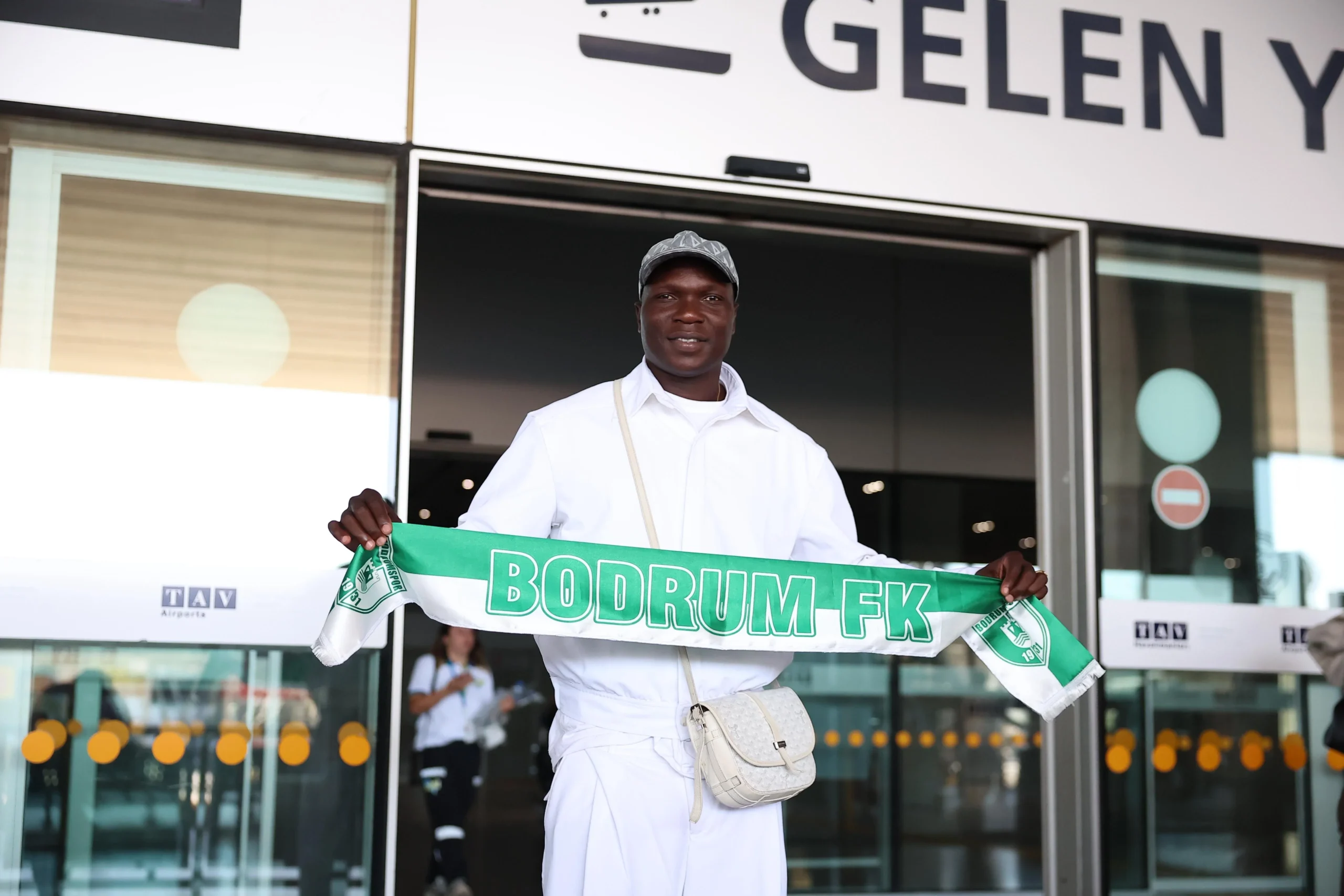 Vincent Aboubakar Bodrum FK’da! 1+1 Yıllık Anlaşma!