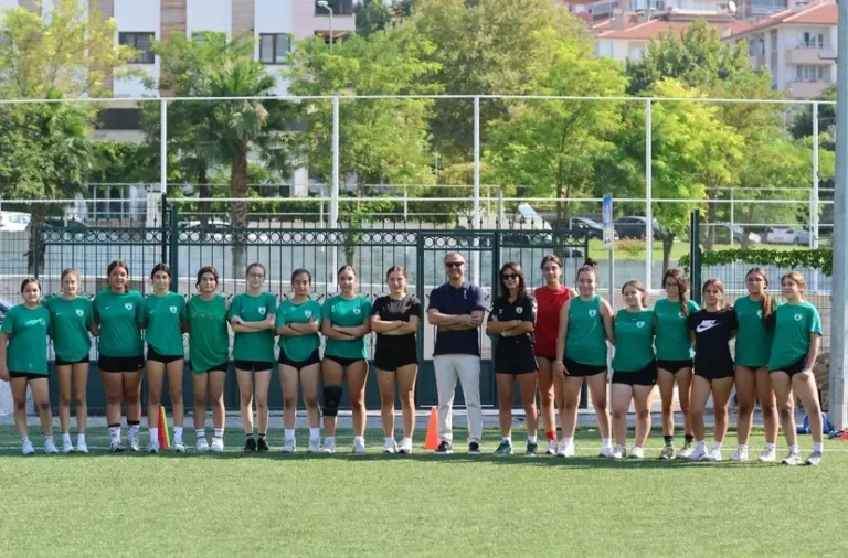 Muğlaspor Başkanı Kıyanç’tan Kadın Voleybol Takımına Ziyaret