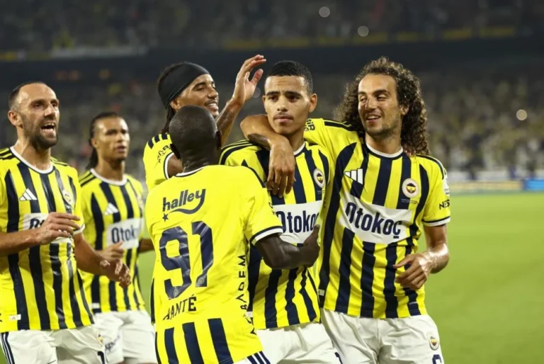 Fenerbahçe Şampiyonlar Ligi Kadrosu Belli Oldu!