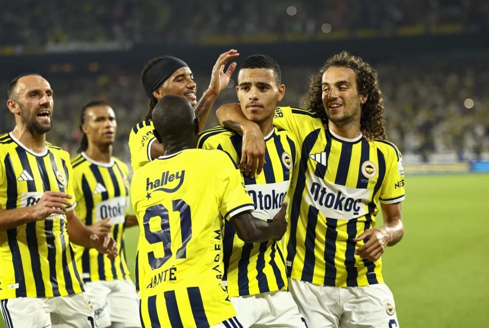 Fenerbahçe Şampiyonlar Ligi Kadrosu Belli Oldu!