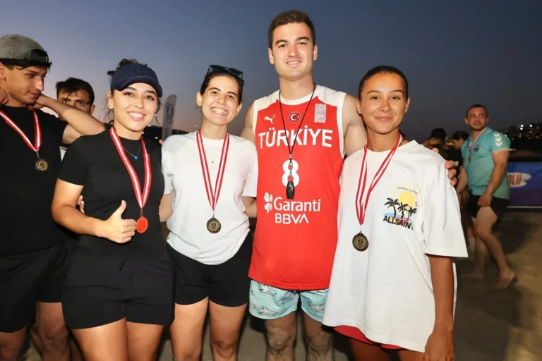 Bodrum Plaj Voleybolu Şenliği Sona Erdi!
