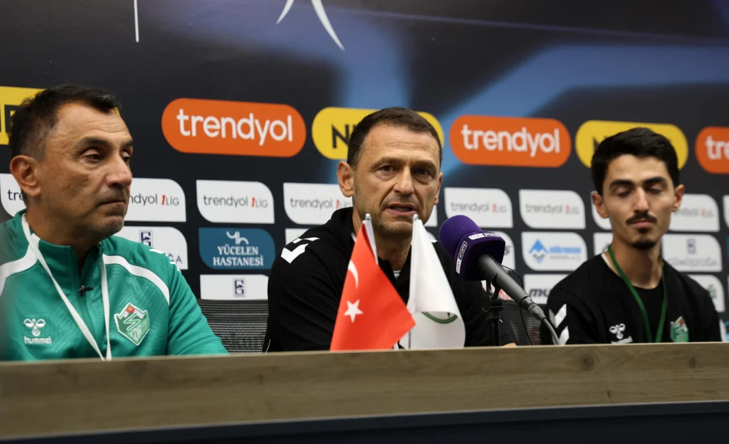 Iğdır FK Yardımcı Antrenörü Stamatopoulos’tan Muğlaspor açıklaması