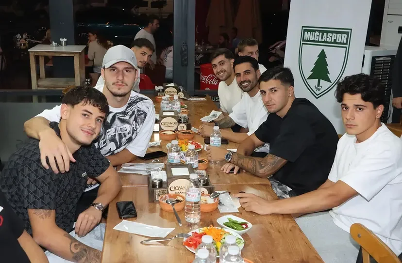 Muğlaspor Okyanus Lokantası’nda Yemekte Buluştu