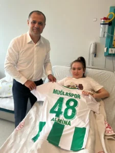 Menaf Kıyanç’tan Almina Çakmak’a Geçmiş Olsun Ziyareti!