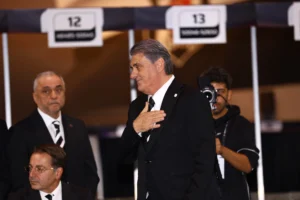 Beşiktaş’ta Serdal Adalı 3 Bin 815 Oyla Yeniden Başkan!