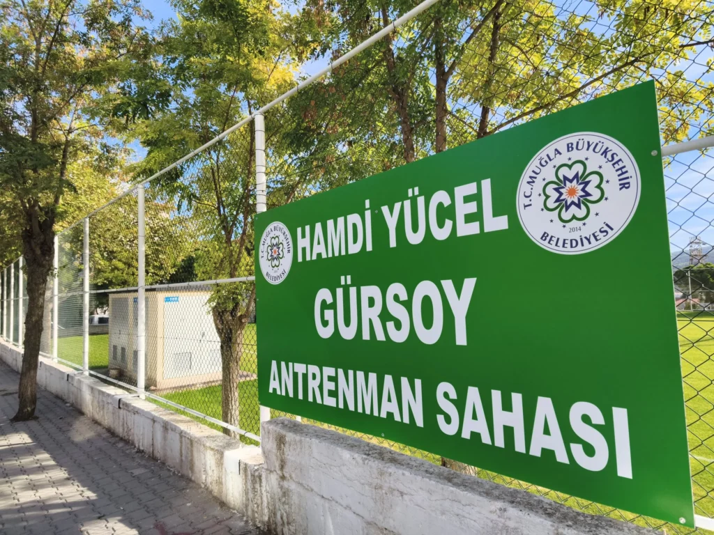 Muğlaspor Antrenman Sahasına Hamdi Yücel Gürsoy’un Adı Verildi